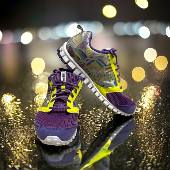 Reebok Realflex Running Shoes Women Size 10 Scream Purple Yellow Graphics - Picture 2 of 12